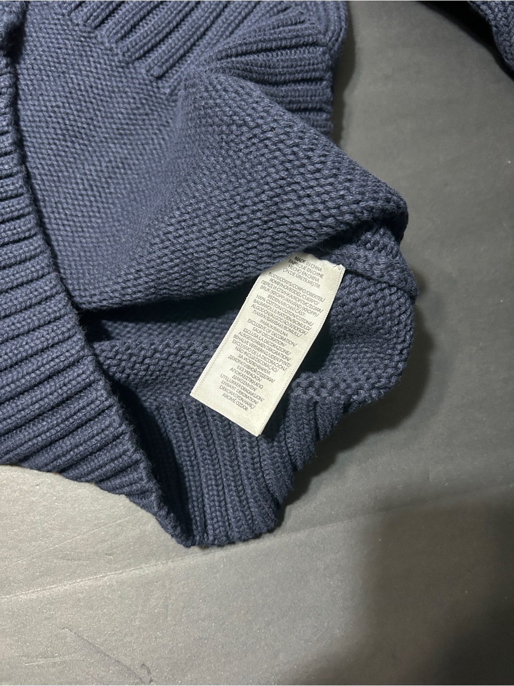 Vintage polo Ralph Lauren women’s Navy Crewneck Sweater with American Flag - Picture 4 of 16
